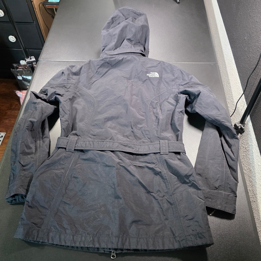 The North Face Womens HyVent Belted Rain Jacket Black Hooded Size S/ M Full Zip - Picture 9 of 11